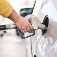 Jak zmniejszyć zużycie paliwa? Trzy zasady ekonomicznej jazdy